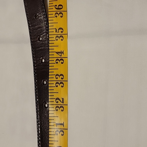 DKNY Brown Leather Belt with Gold Buckle - Picture 7 of 7